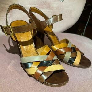 Chie Mihara sz 38.5 multicolored strappy leather sandal